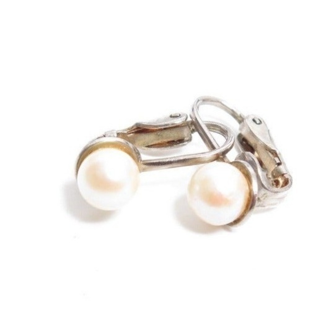 Vintage Round Fx Pearl Clip-on Earrings